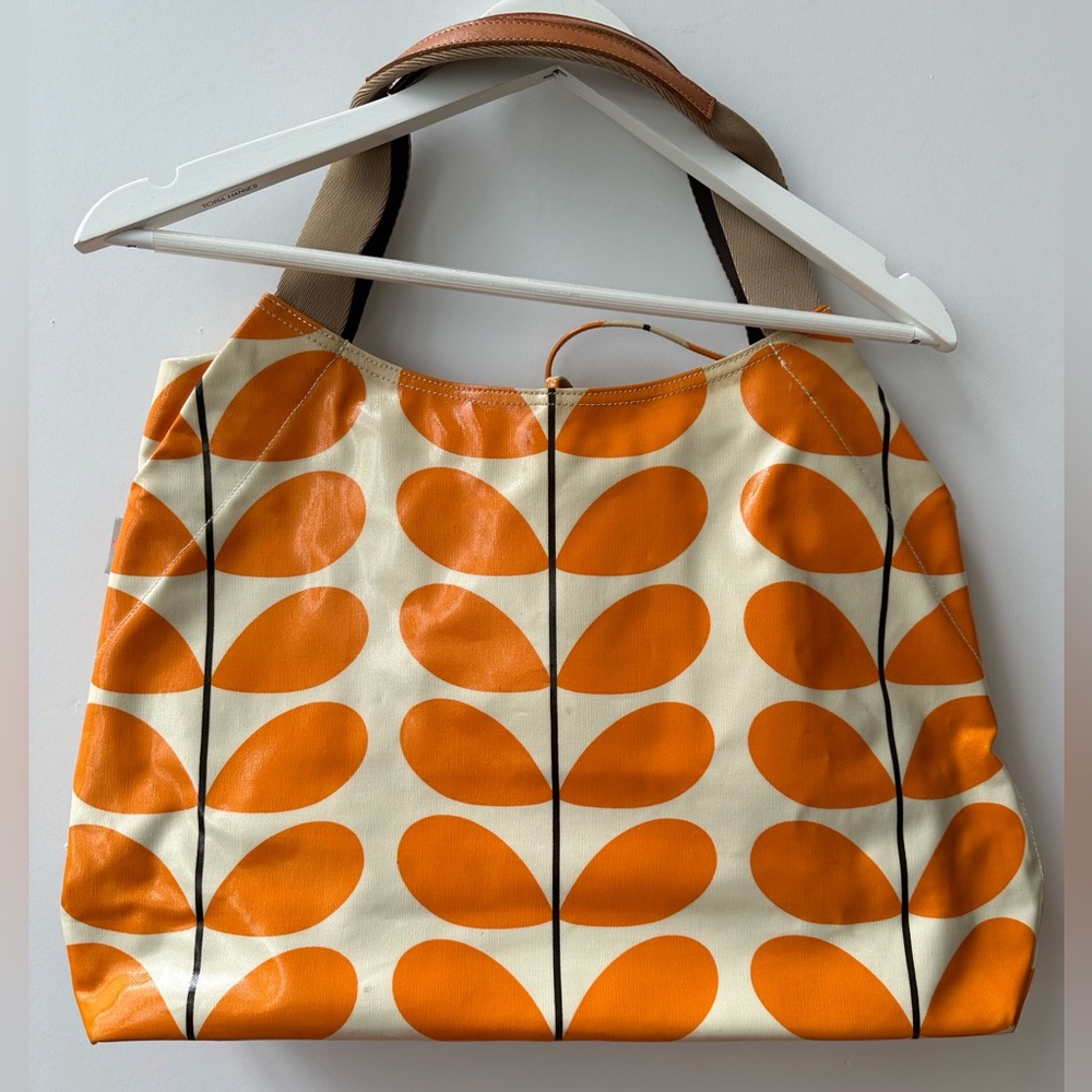 Orla Kiely - Classic Multi Stem Large Tote Bag - Orange / White